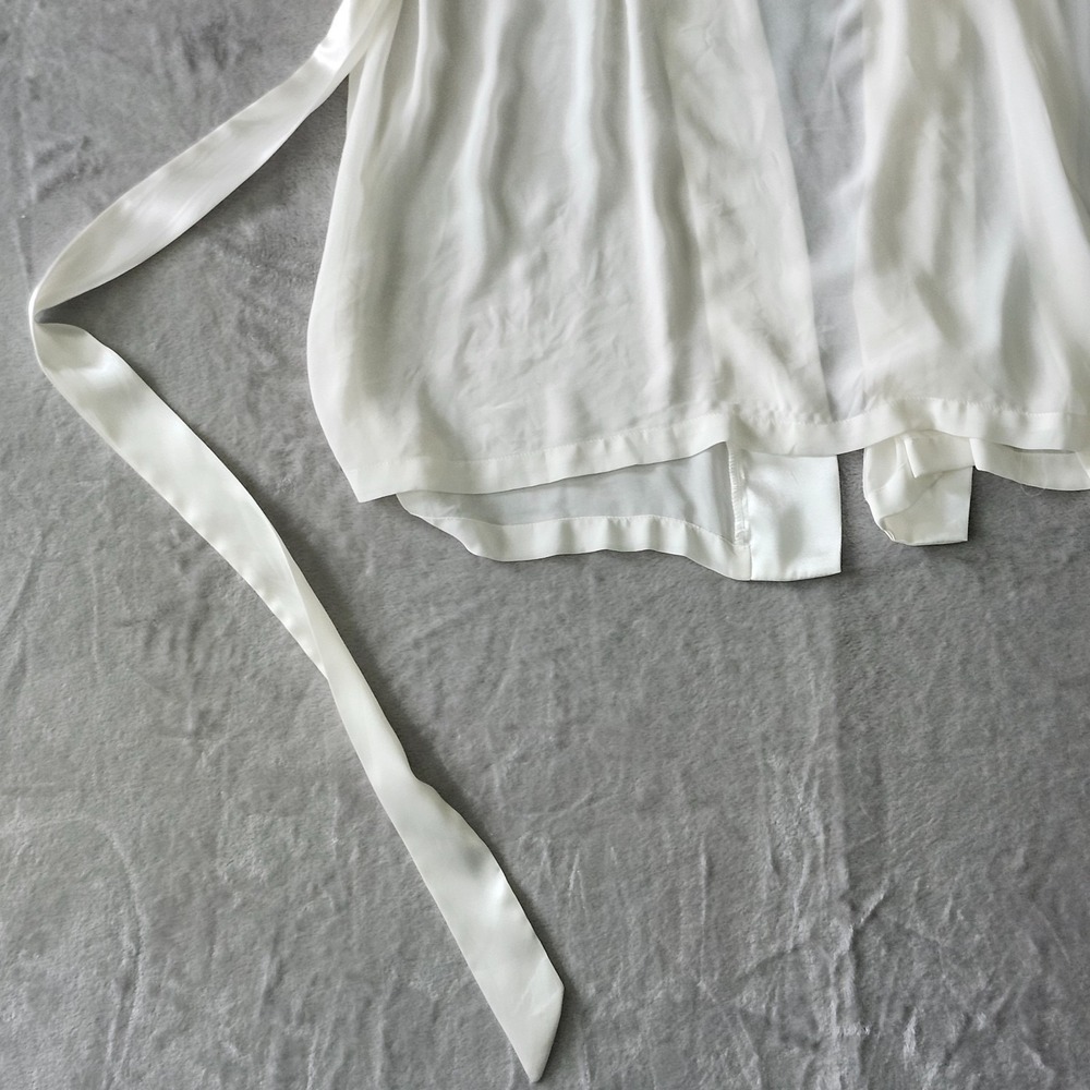 Expressions California Dynasty Embroidered Robe Satin Detail Floral Size Small - Picture 16 of 16